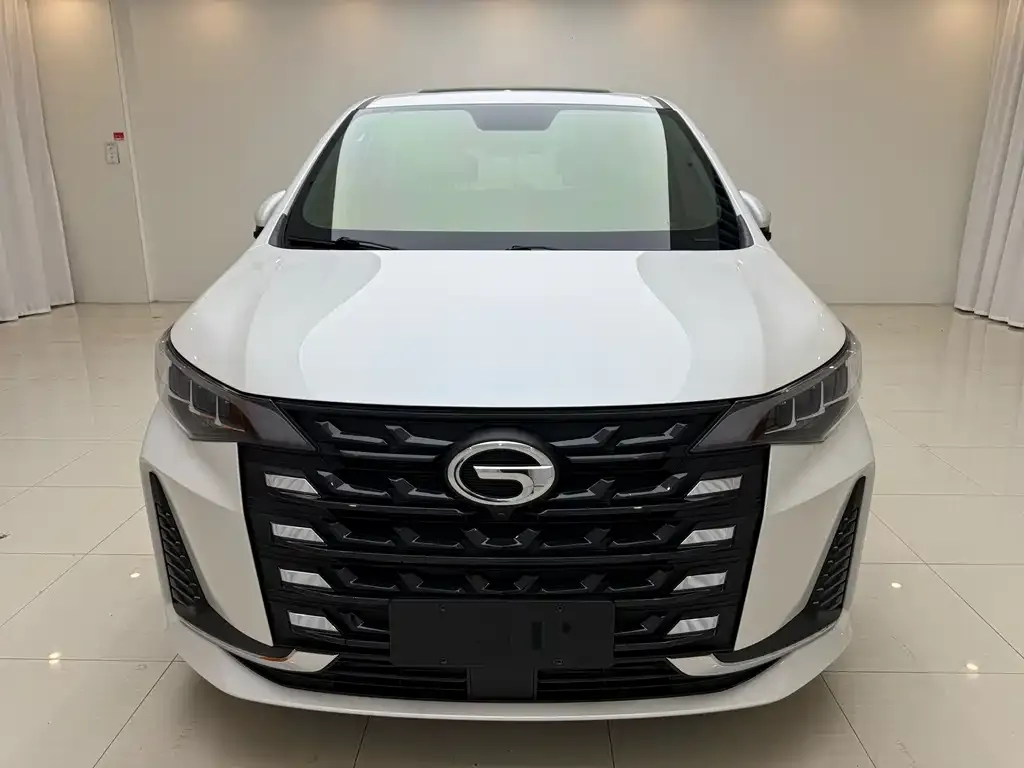 GAC Motor Trumpchi M6 — фото 3