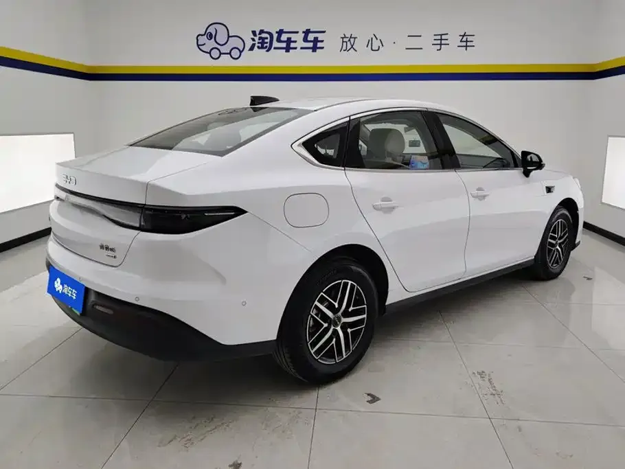 BYD Seal 05 DM-i — фото 5