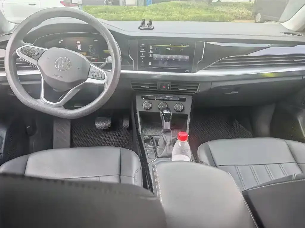 Volkswagen Passat — фото 2
