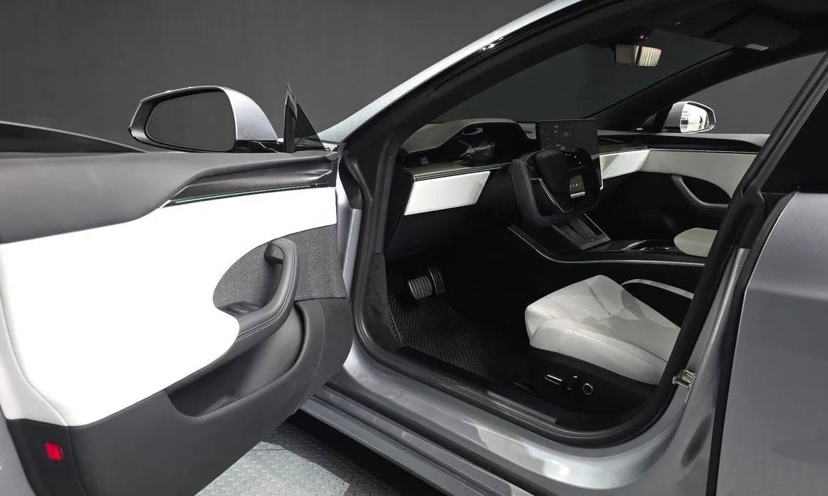 Tesla Model S — фото 9