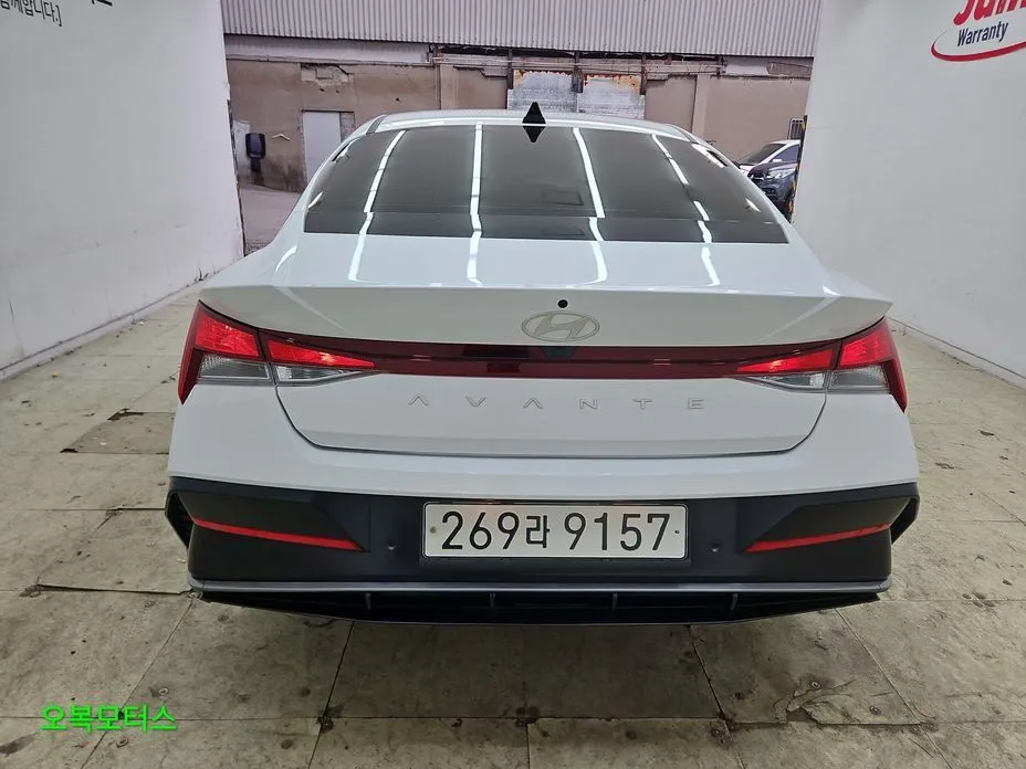 Hyundai AVANTE — фото 10