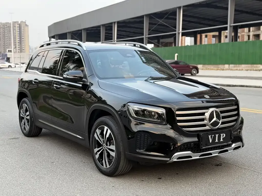 Mercedes-Benz GLB — фото 3