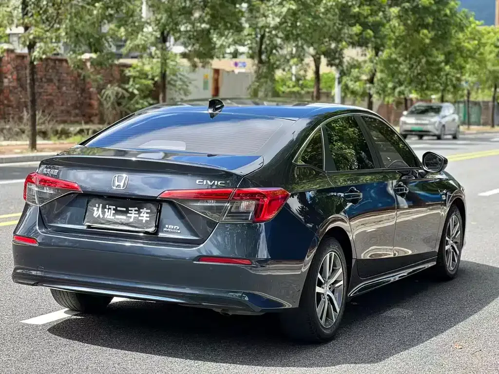 Honda Civic — фото 4