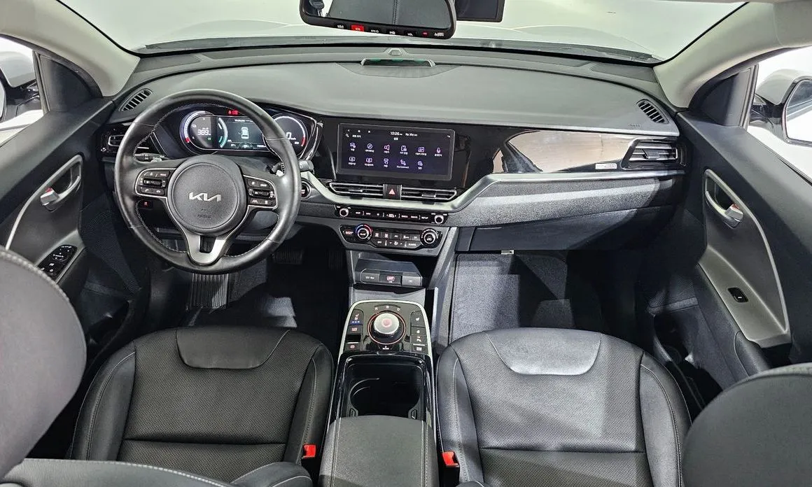 Kia Niro — фото 9