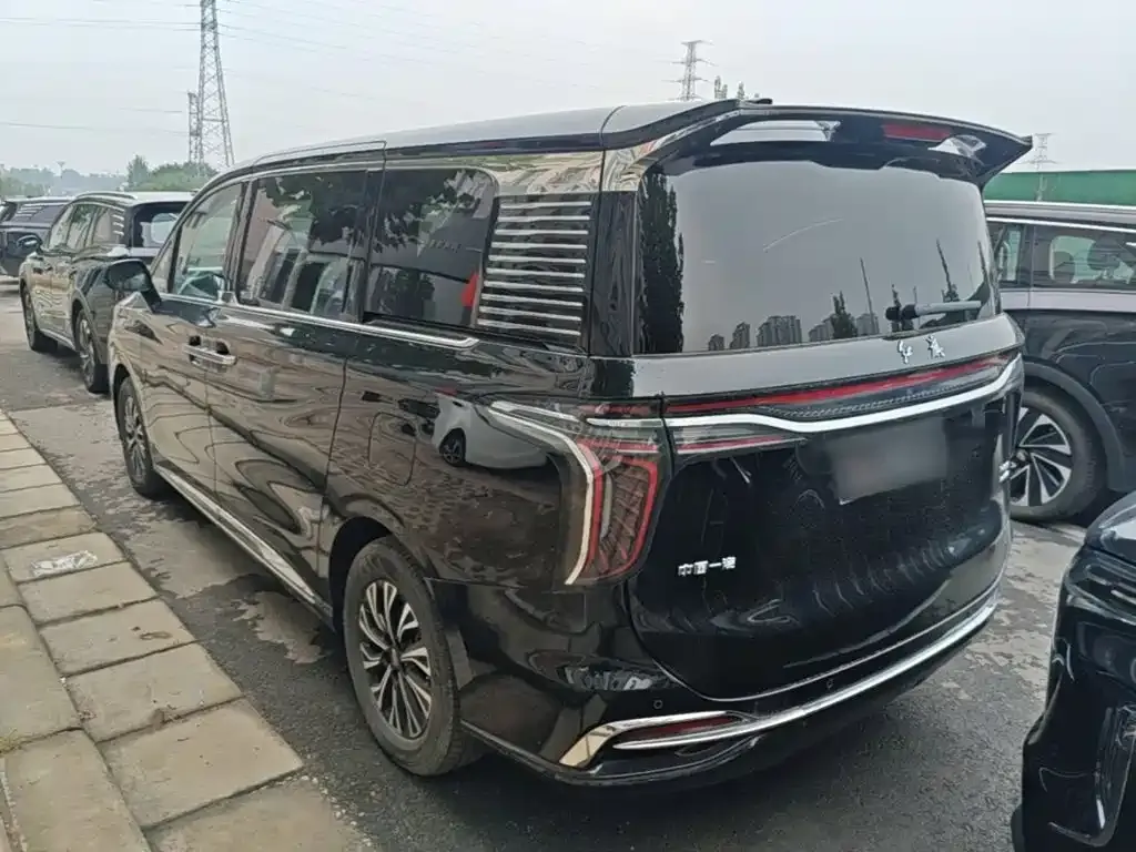 Hongqi HQ9 PHEV — фото 2