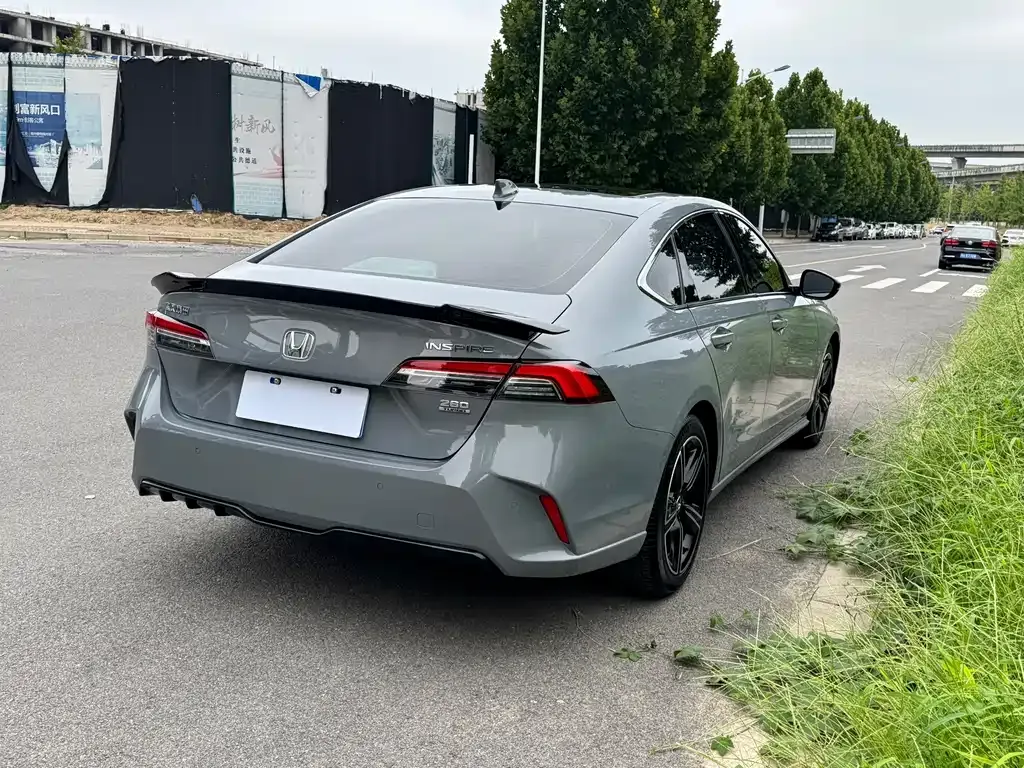 Honda Inspire — фото 10