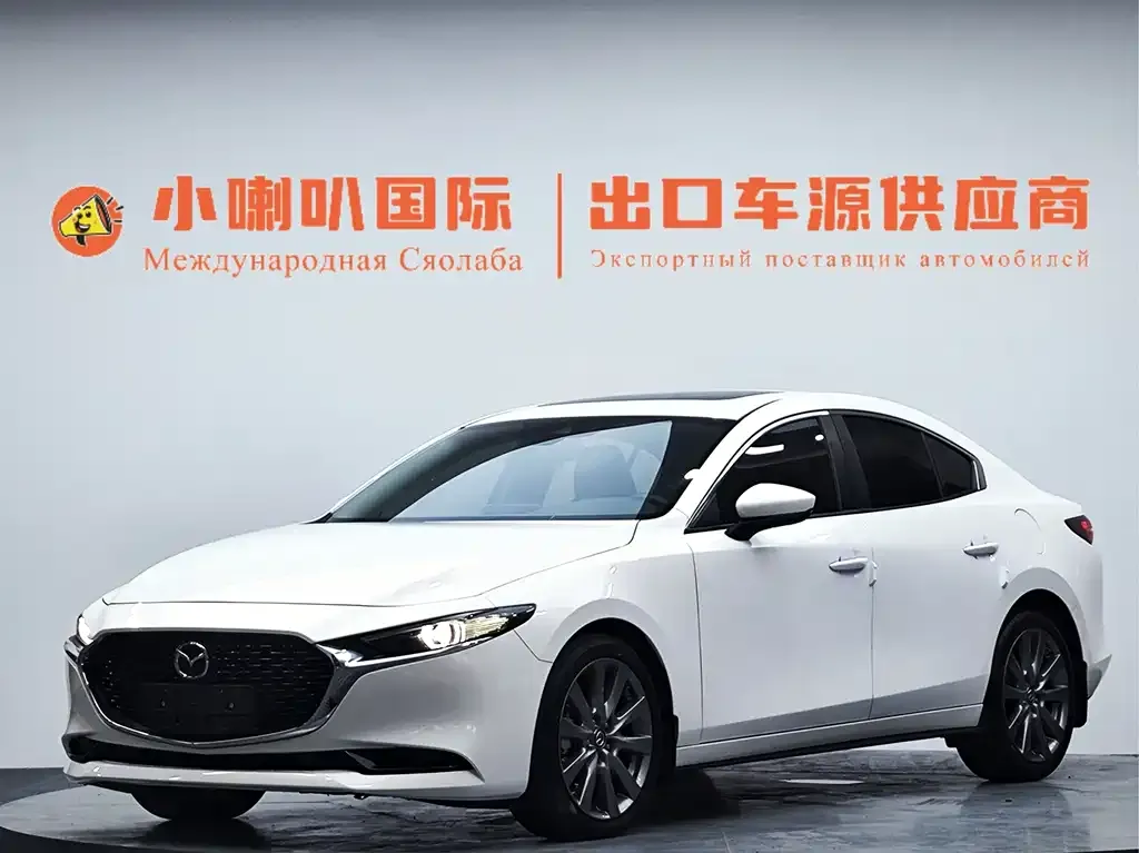 Mazda 3 Axela — фото 1