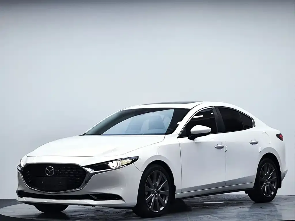 Mazda 3 Axela — фото 4