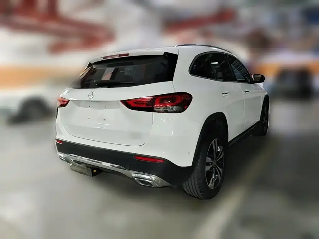 Mercedes-Benz GLA — фото 3
