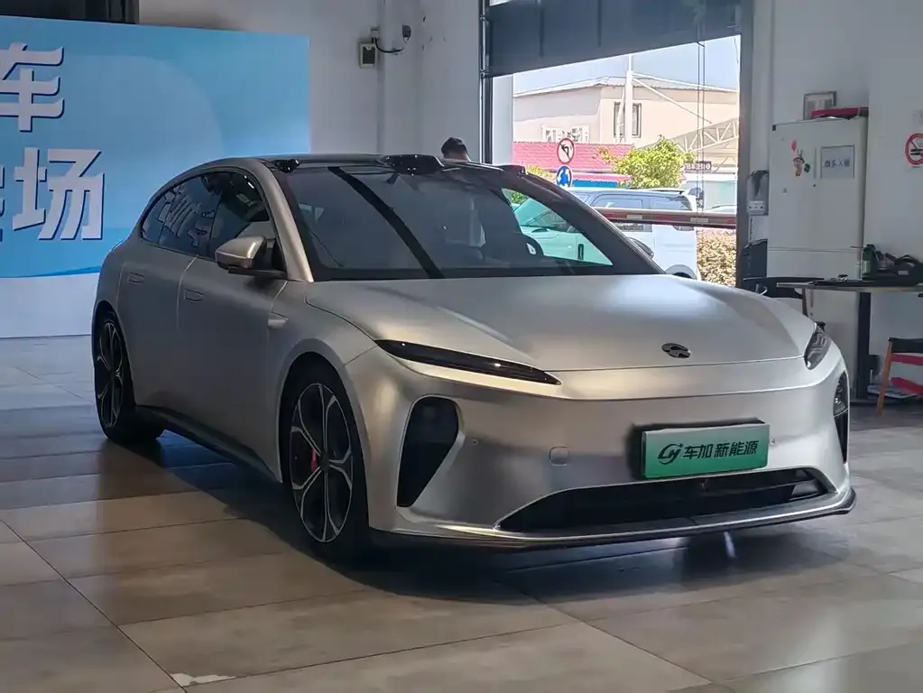 NIO ET5T — фото 6