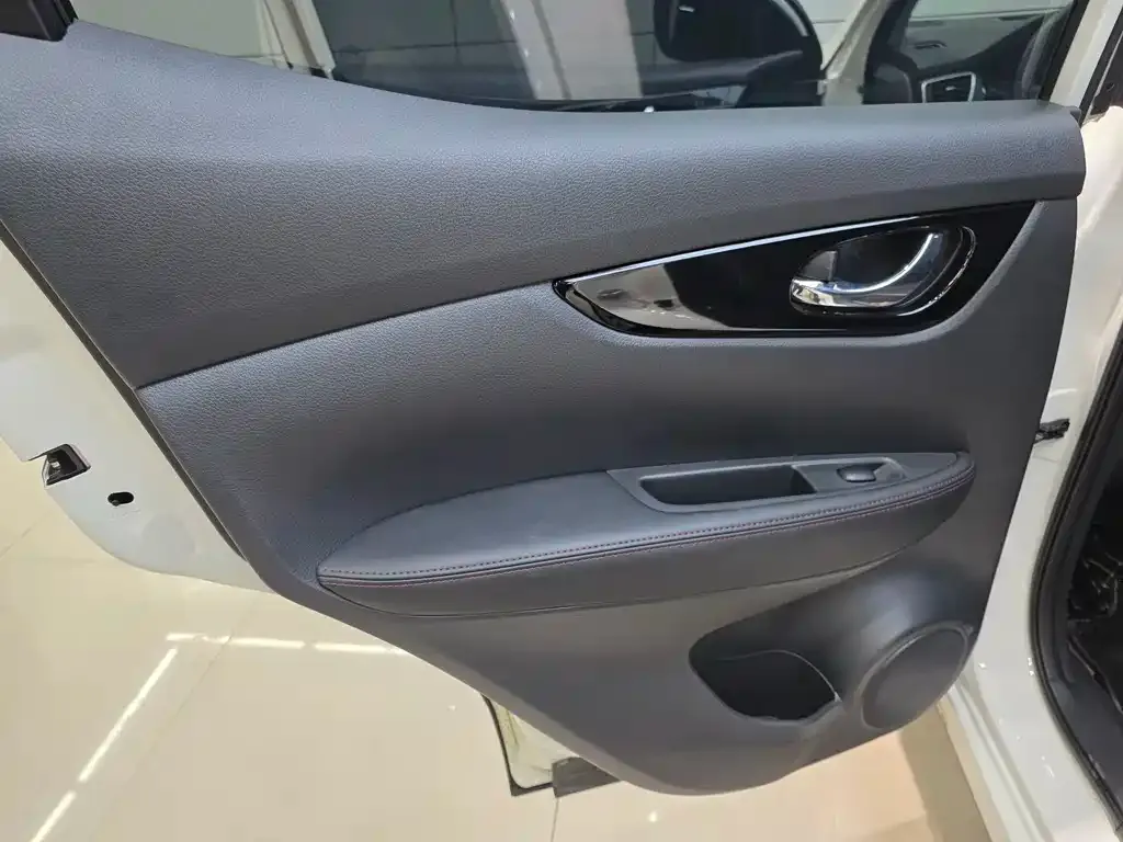 Nissan Qashqai — фото 3