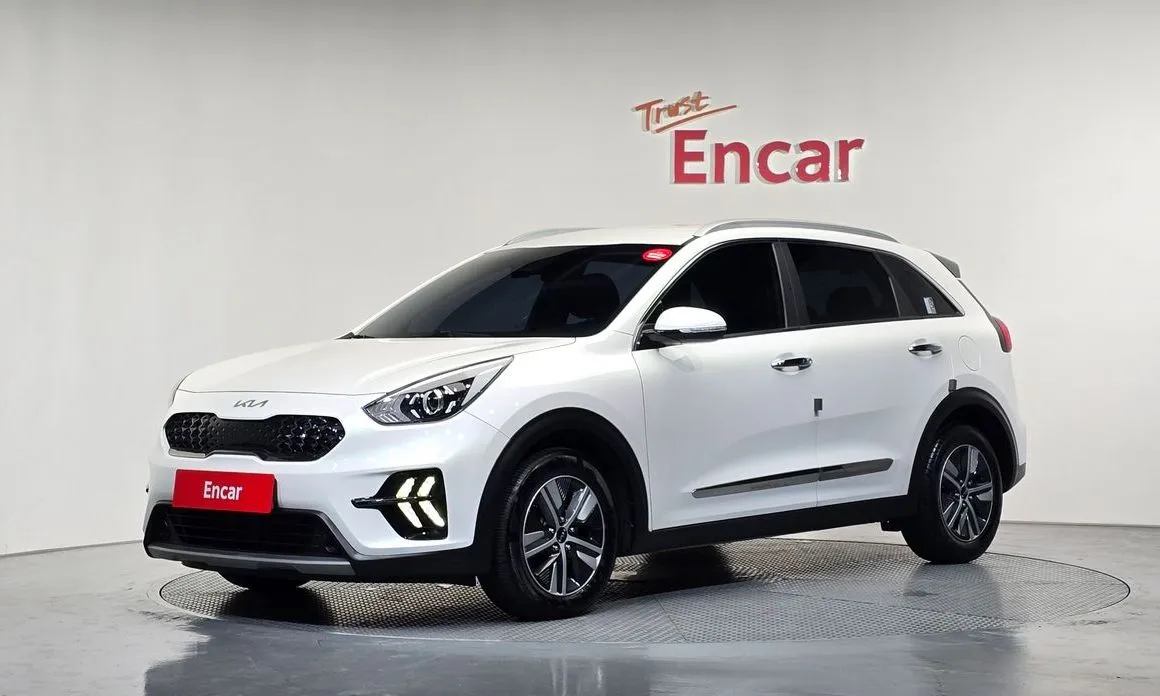 Kia Niro — фото 1