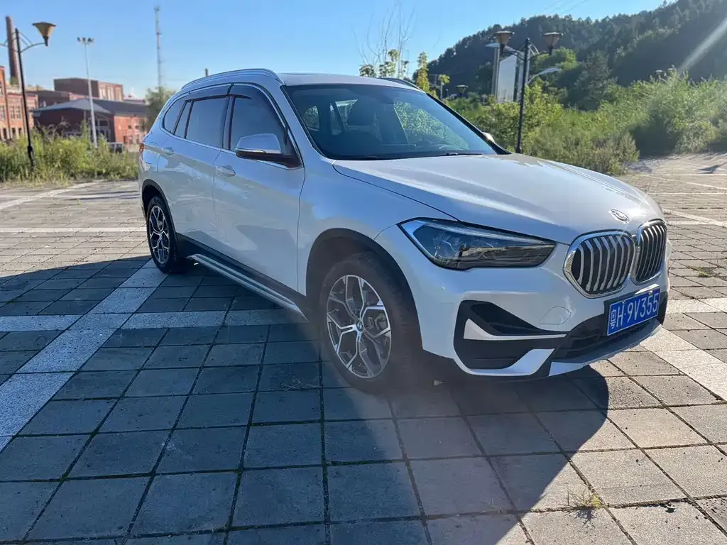 BMW X1 — фото 3