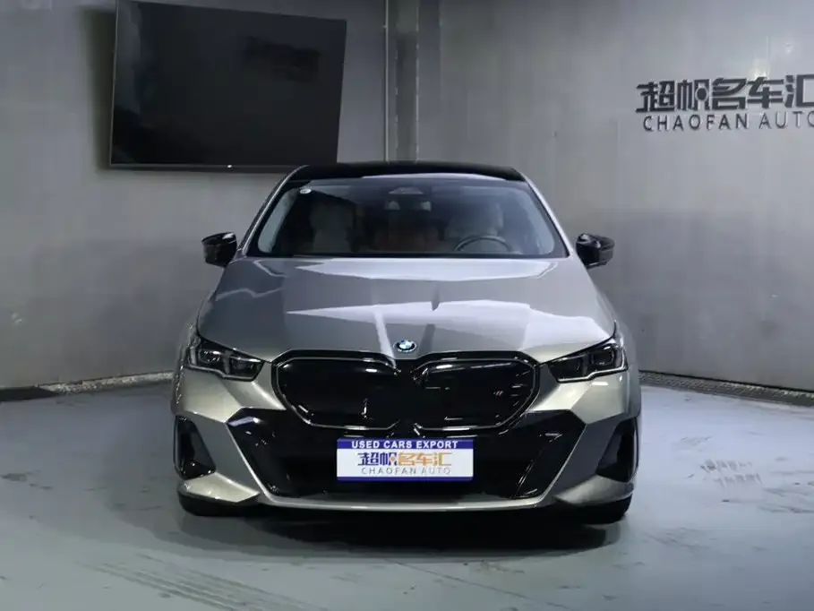 BMW i5 — фото 3