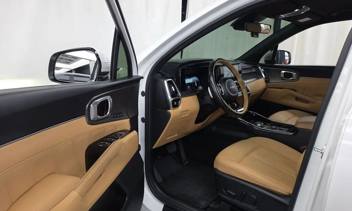 Kia Sorento — фото 8