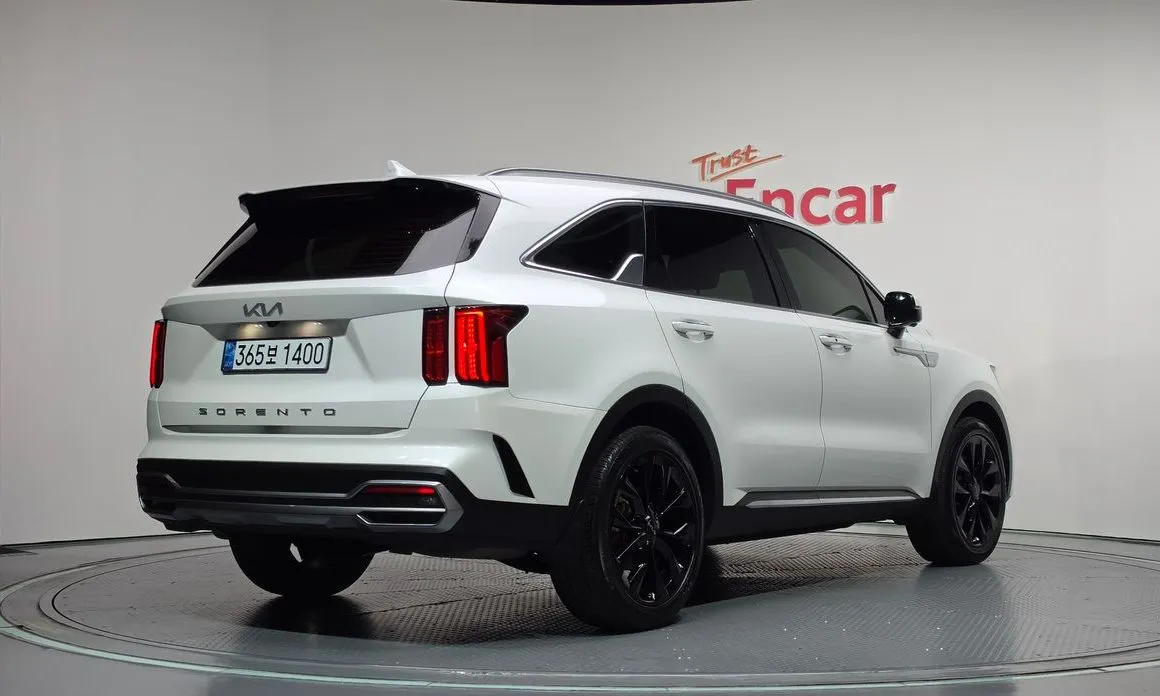 Kia Sorento — фото 6