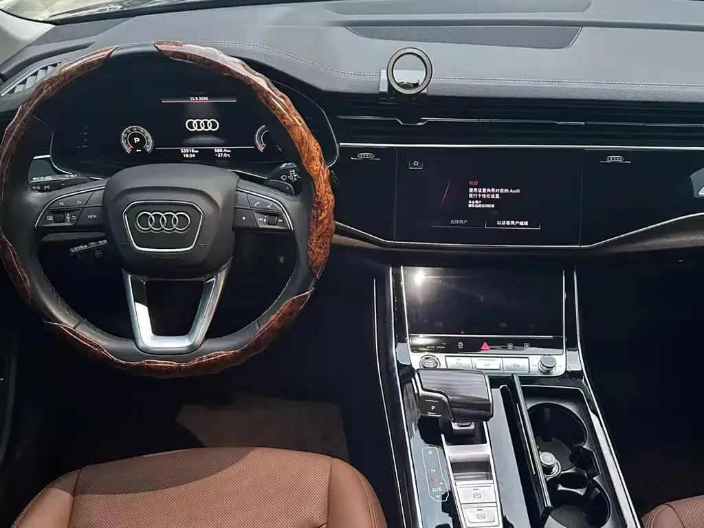 Audi Q7 — фото 3