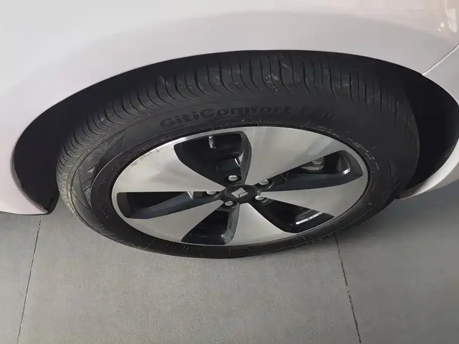 Baojun Yunduo — фото 6