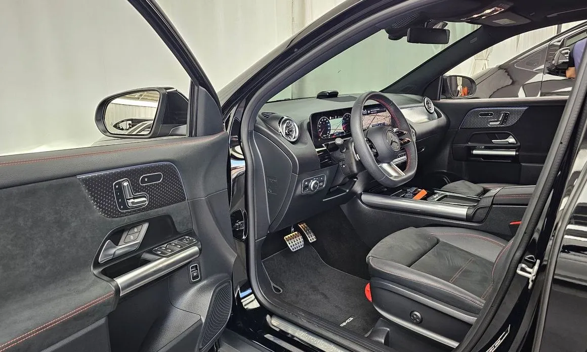Mercedes-Benz GLA-Class — фото 6