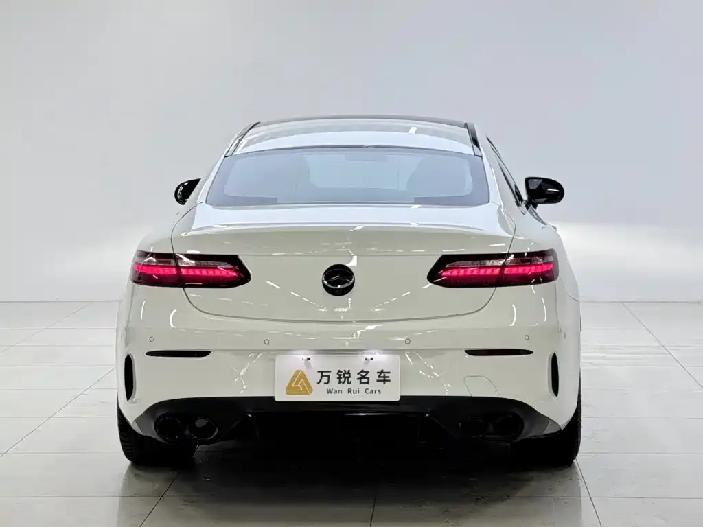 Mercedes-Benz E-Class (Import) — фото 4