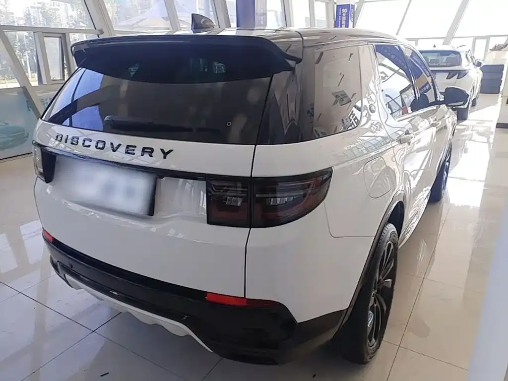 Land Rover Discovery Sport — фото 10