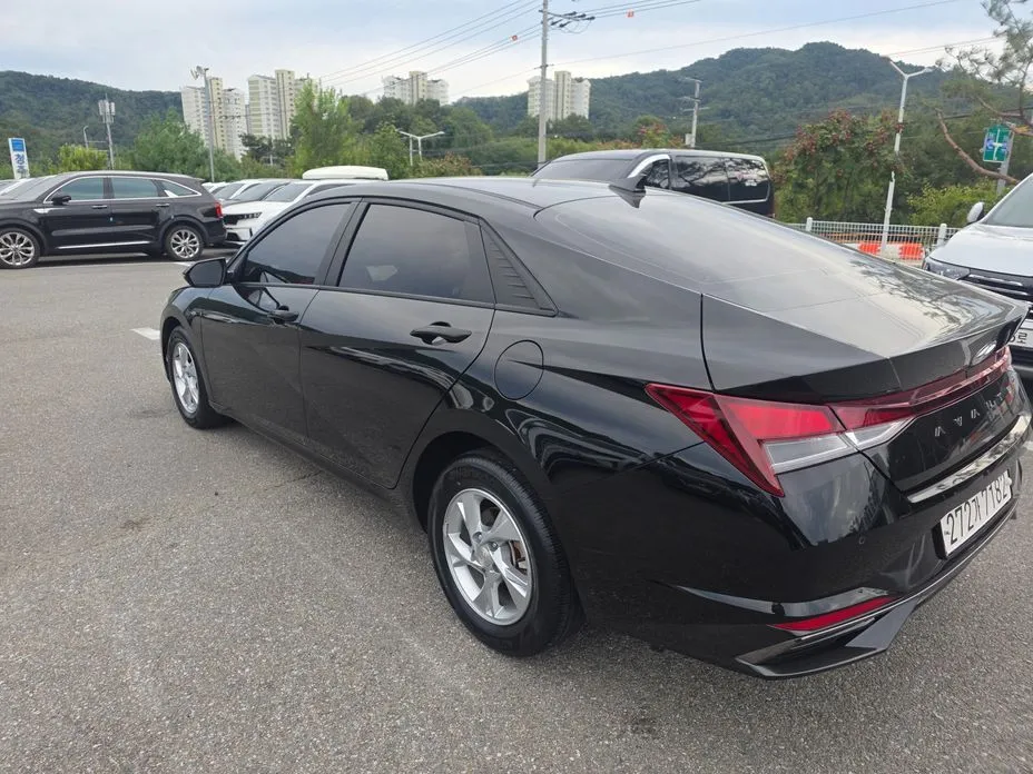 Hyundai AVANTE — фото 4
