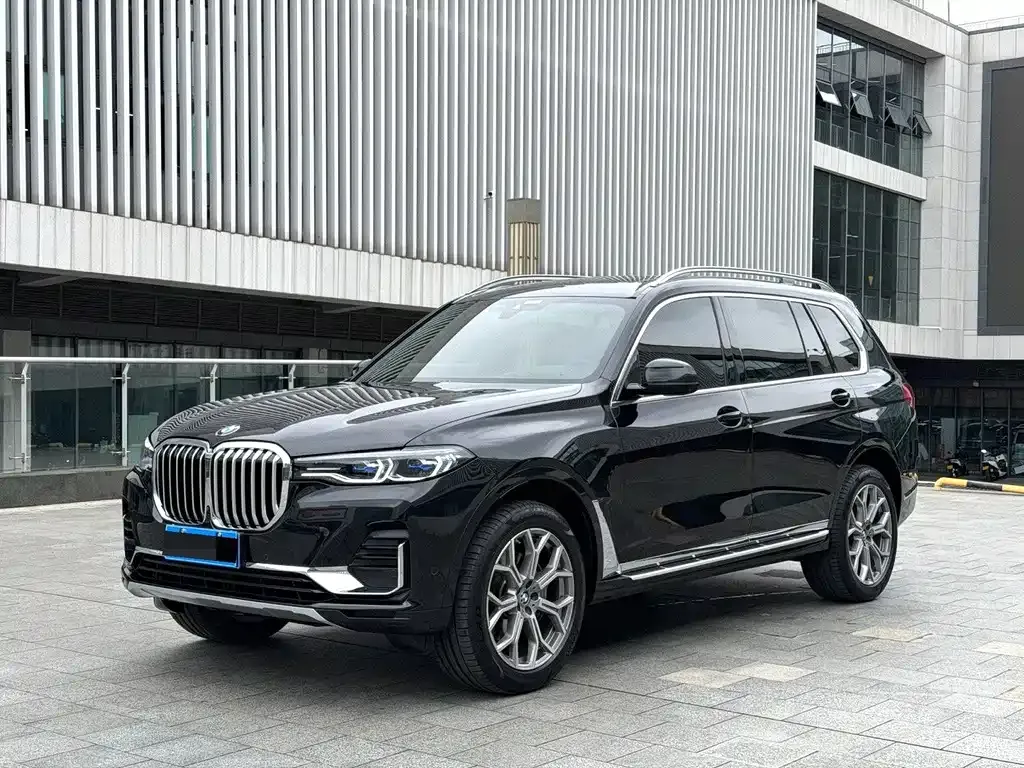 BMW X7 — фото 1