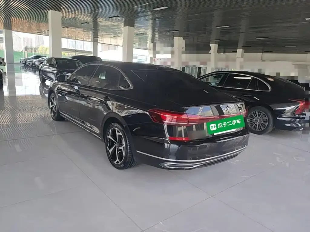 Volkswagen Passat — фото 9