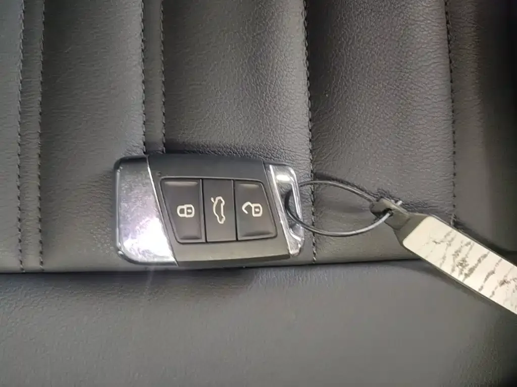 Volkswagen Passat — фото 3