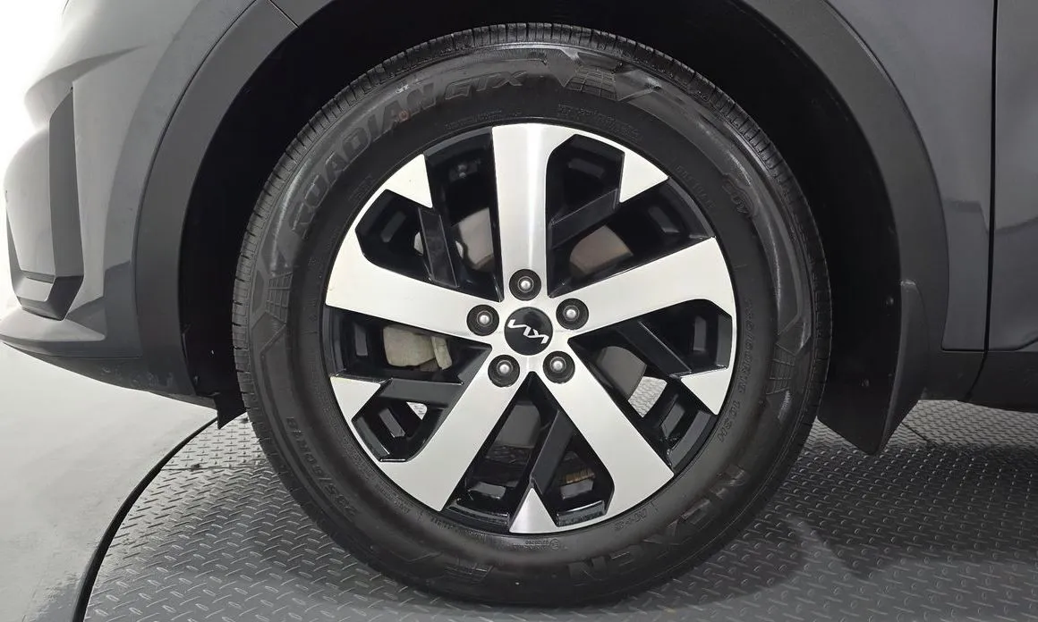 Kia Sorento — фото 6