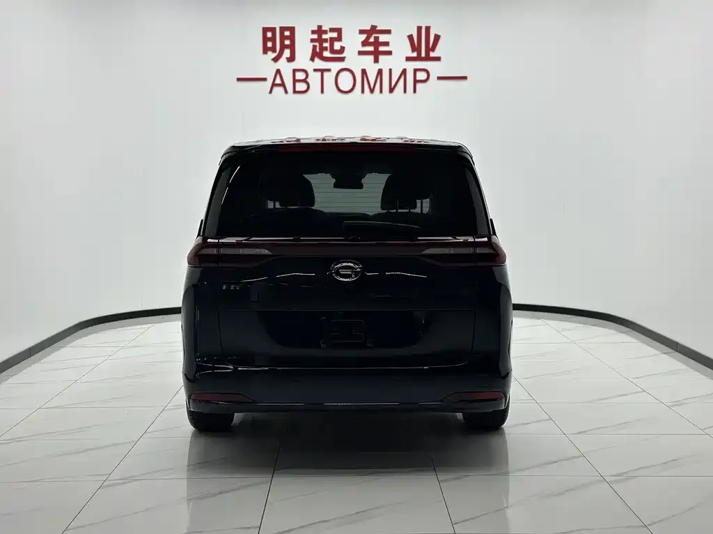 GAC Motor Trumpchi M6 — фото 10