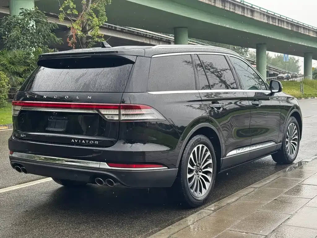 Lincoln Aviator — фото 6