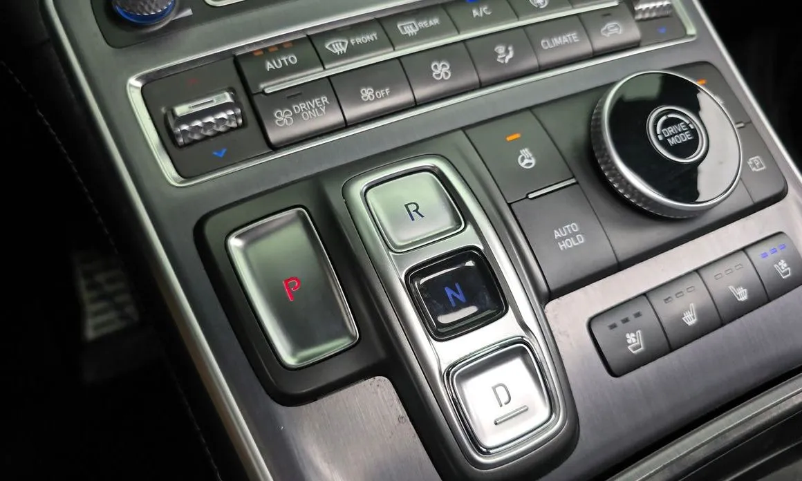Hyundai Santafe — фото 9