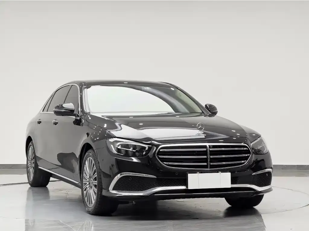 Mercedes-Benz E-Class — фото 5