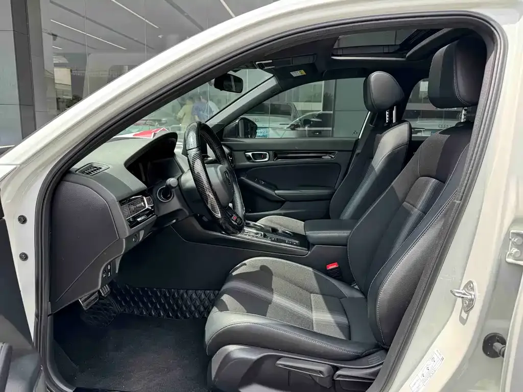 Honda Civic — фото 5