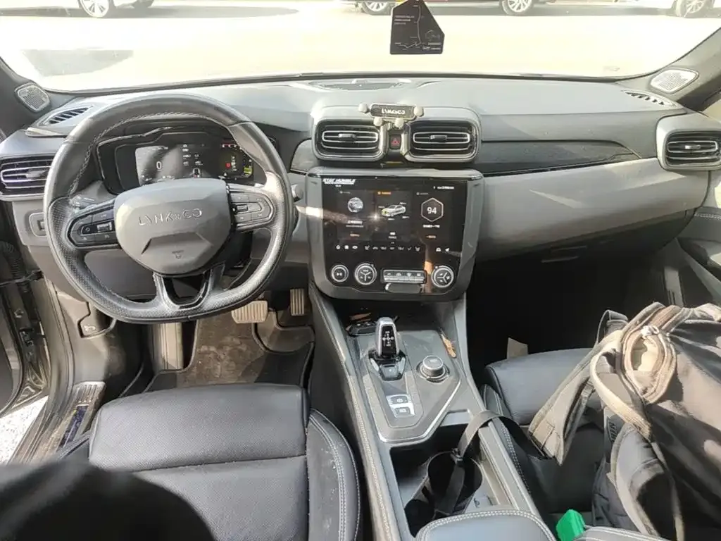 Lynk & Co 03 — фото 8