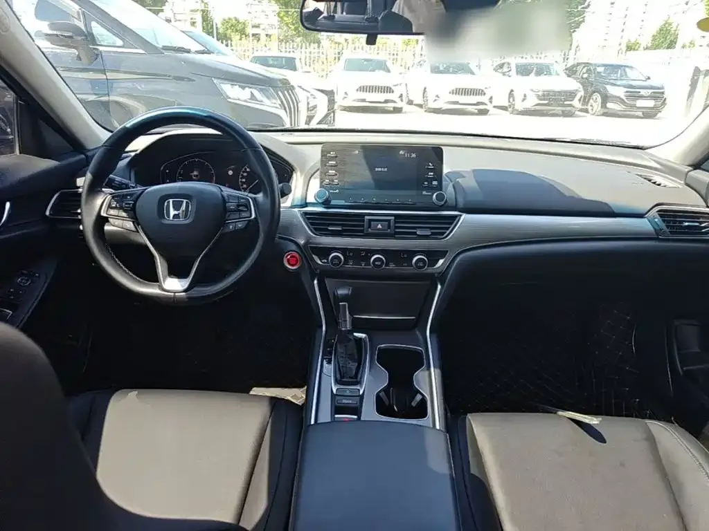 Honda Accord — фото 5