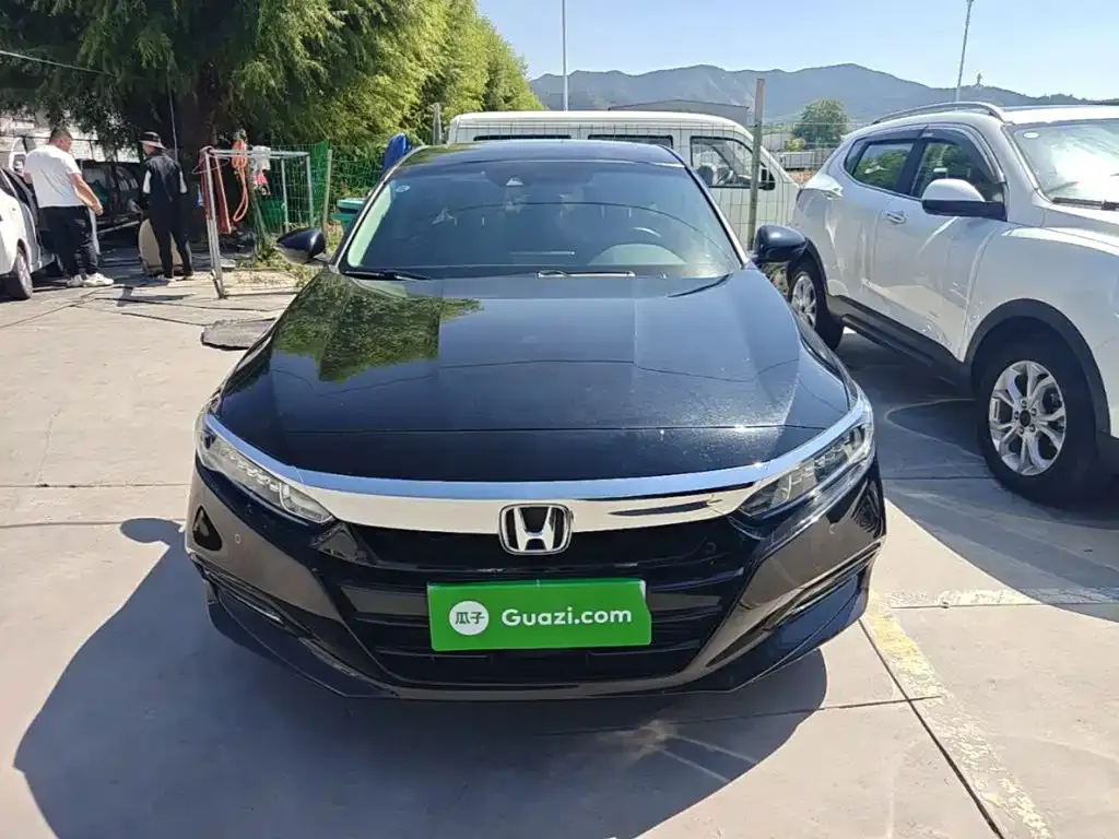 Honda Accord — фото 4