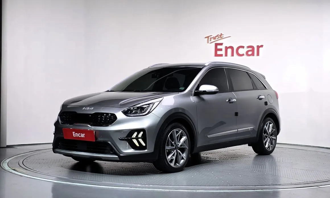 Kia Niro — фото 1