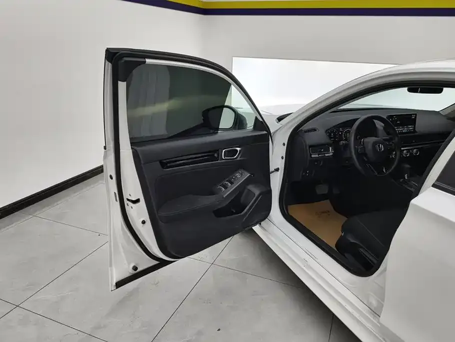 Honda Civic — фото 4