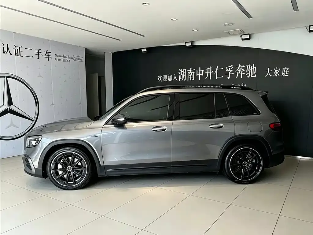 Mercedes-Benz GLB AMG — фото 8