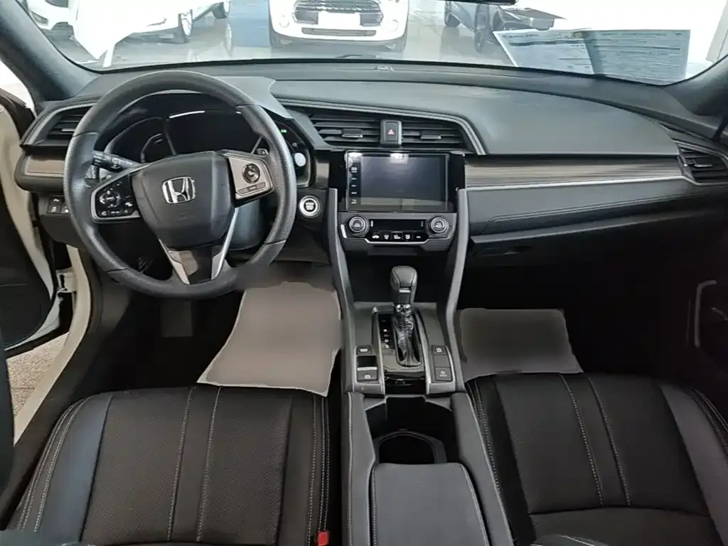 Honda Civic — фото 8