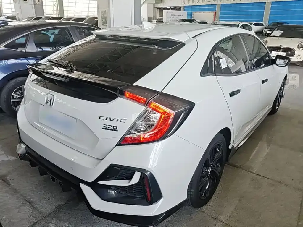 Honda Civic — фото 4