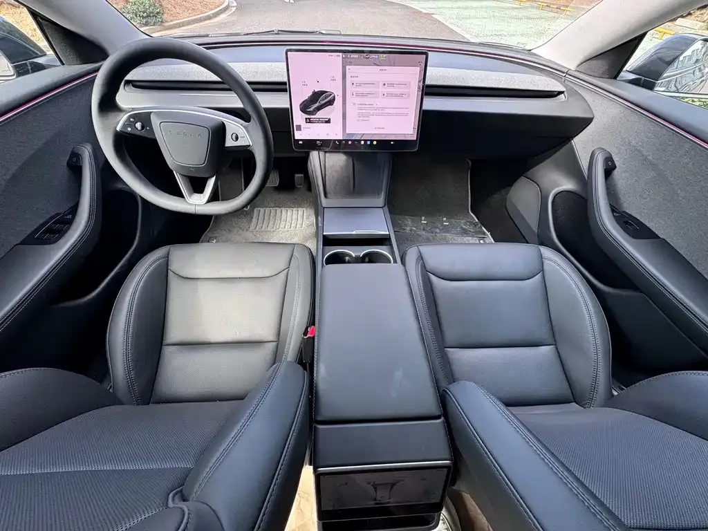 Tesla Model 3 — фото 6