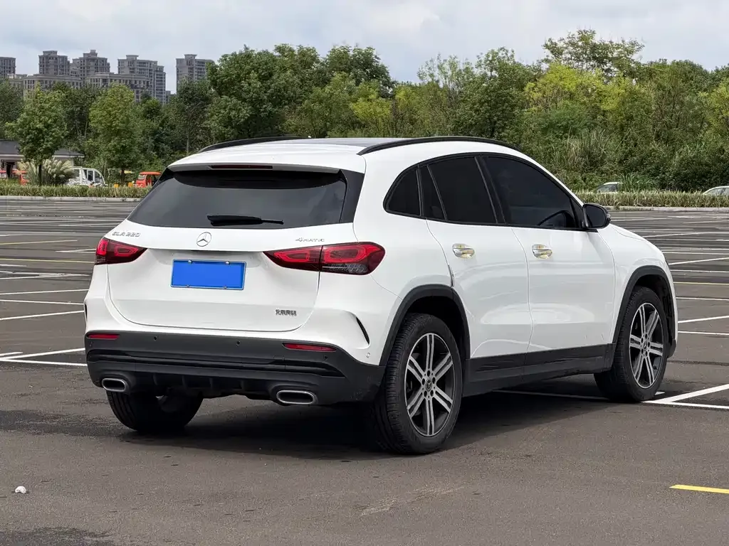 Mercedes-Benz GLA — фото 6