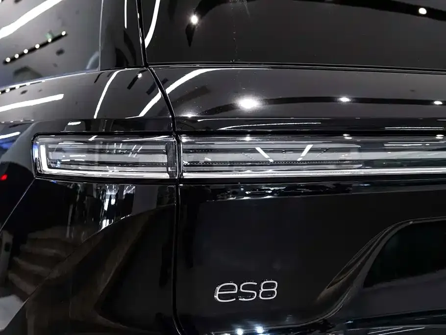 NIO ES8 — фото 3