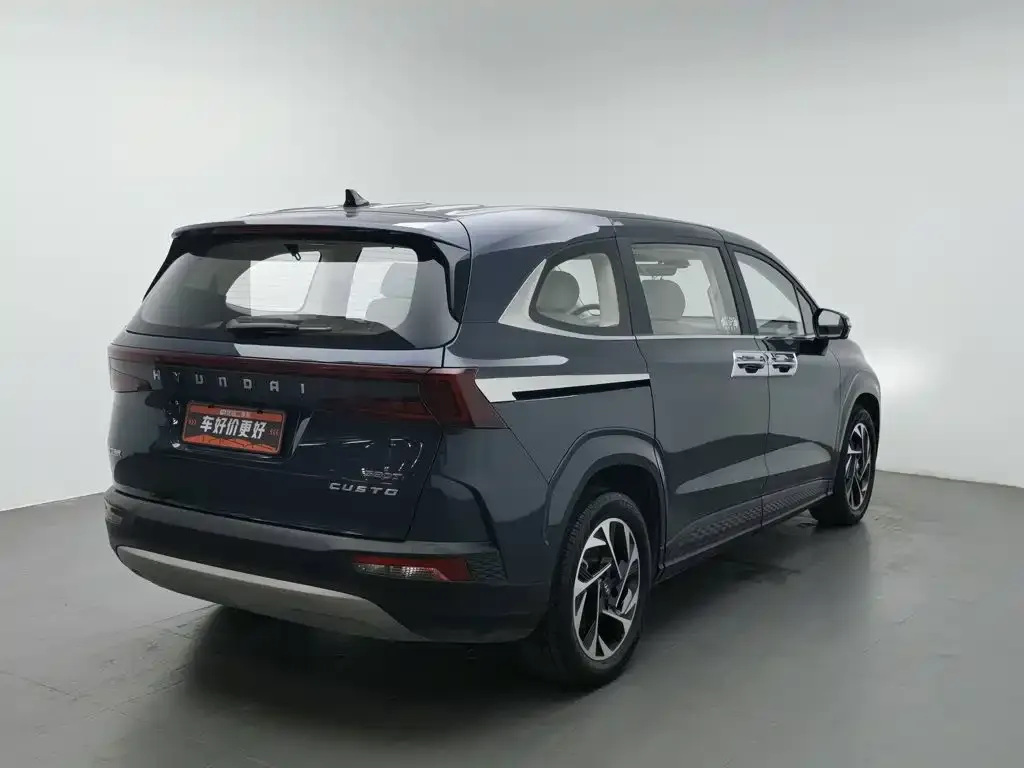 Hyundai Custo — фото 9