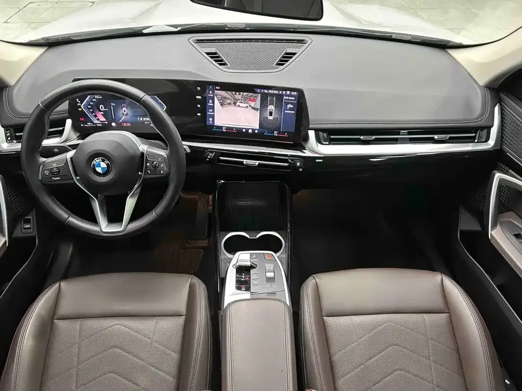 BMW X1 — фото 6