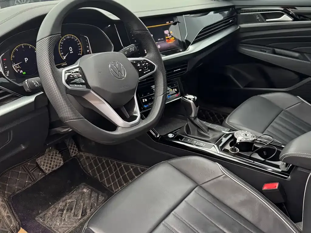Volkswagen Passat — фото 6