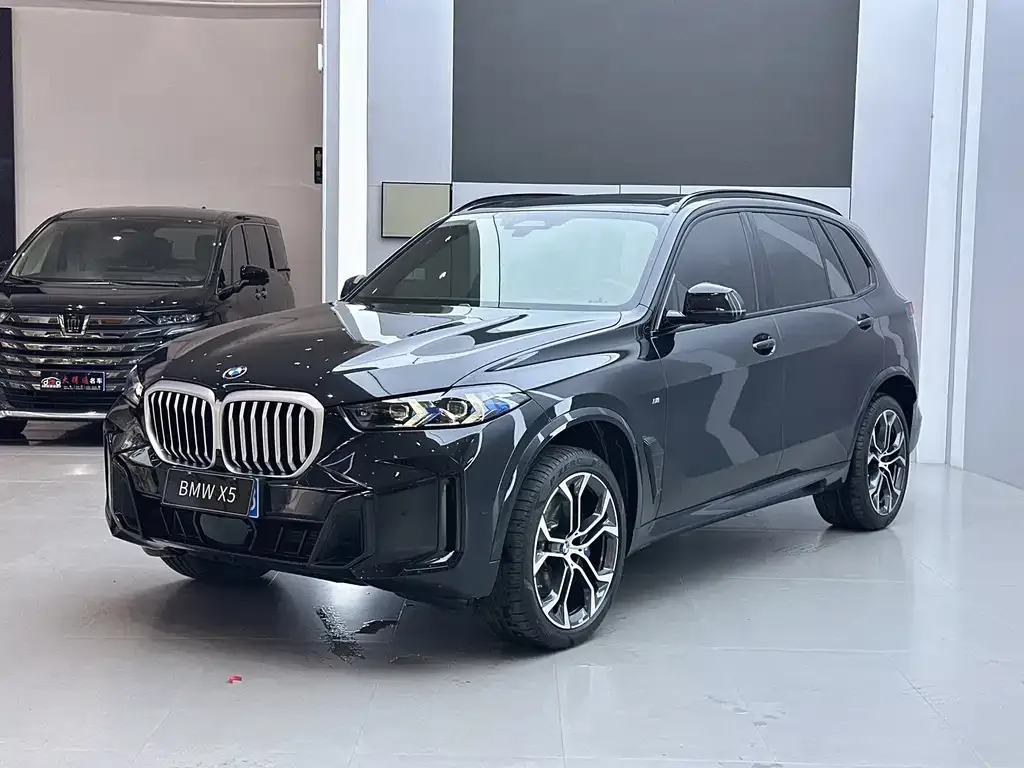 BMW X5 — фото 1